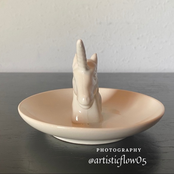 NEW! Ceramic Unicorn Trinket Tray Ring Holder - Picture 3 of 8